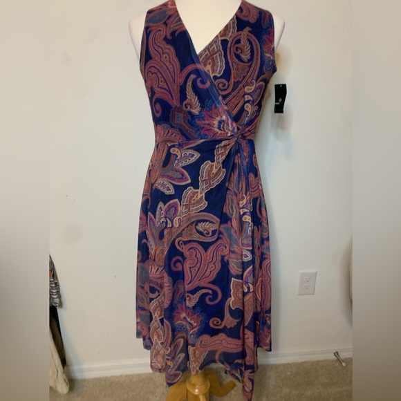 Ronni Nicole Dresses & Skirts - Ronni Nicole Blue & Pink Paisley Dress sleeveless size 6 PTP 18” length 47” NWT